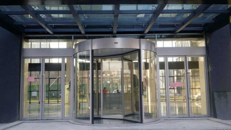 松下旋轉(zhuǎn)門