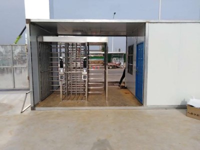 不銹鋼轉(zhuǎn)門，鄭州不銹鋼轉(zhuǎn)門生產(chǎn)安裝廠家圖3