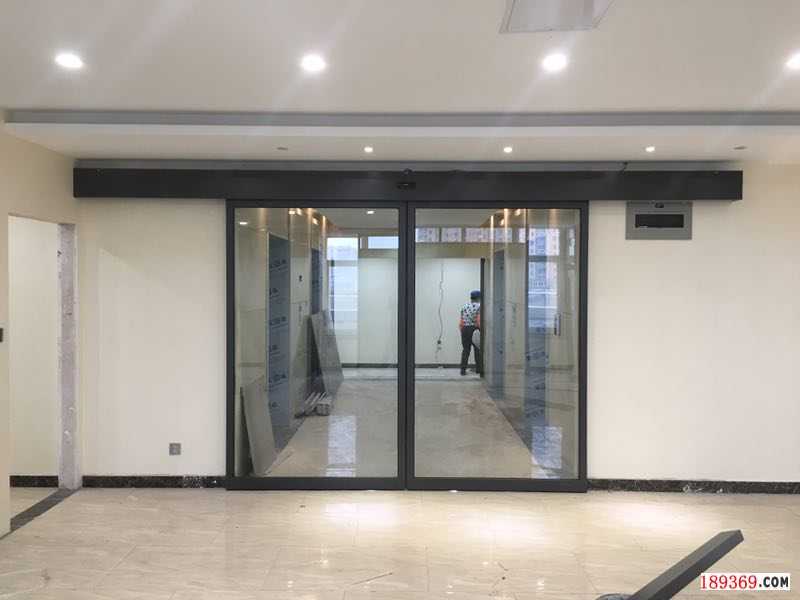 感應(yīng)門(mén)