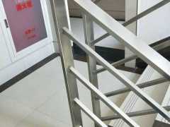 鄭州不銹鋼護(hù)欄，方管護(hù)欄，住宅不銹鋼護(hù)欄圖片