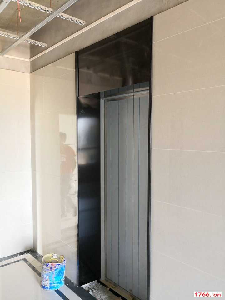 不銹鋼電梯門套安裝