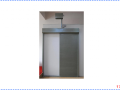 鄭州電動平移風(fēng)場門，為電動控制平開門