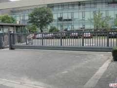 鄭州電動無軌懸浮門的智能控制系統(tǒng)簡介