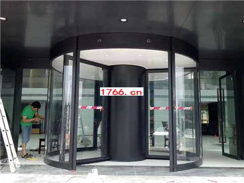 旋轉(zhuǎn)門廠家
