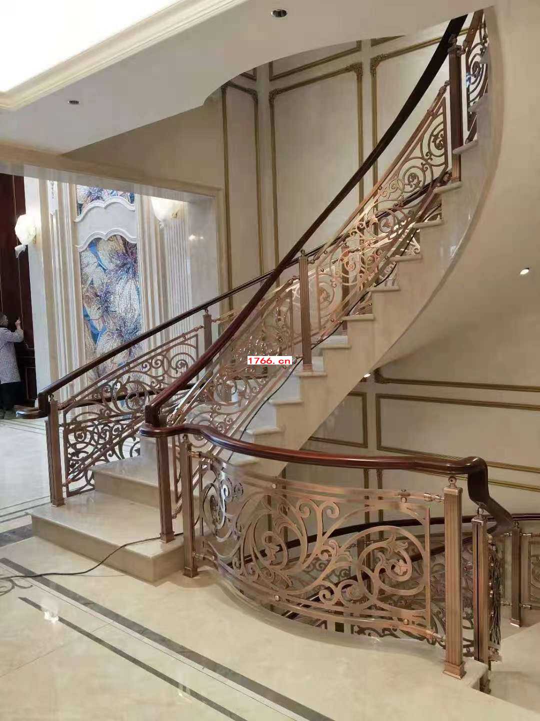 鄭州別墅樓梯護欄安裝廠家