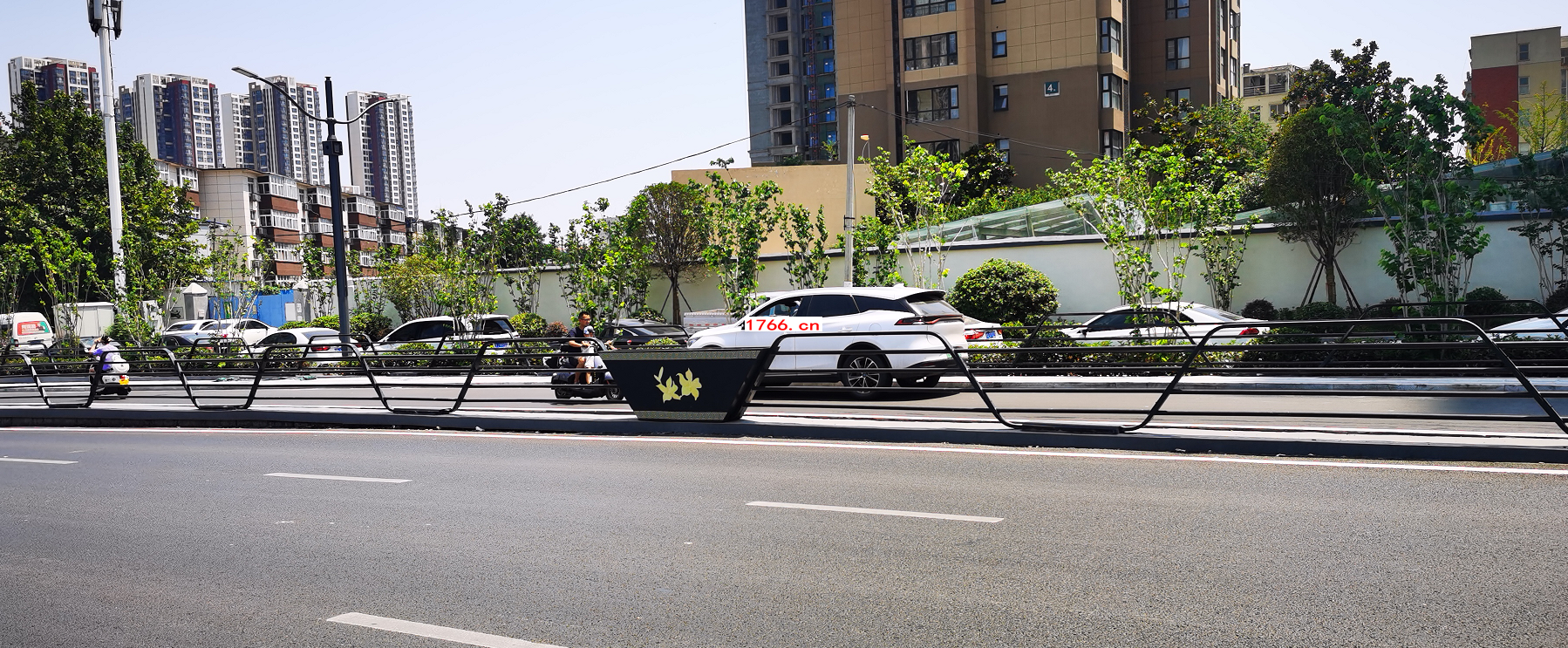 鄭州道路護(hù)欄