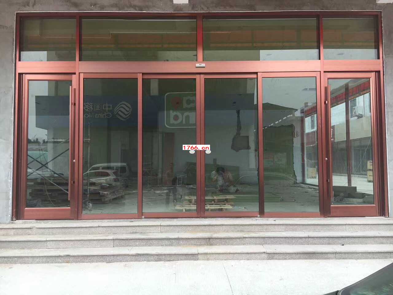 玫瑰金自動(dòng)感應(yīng)門