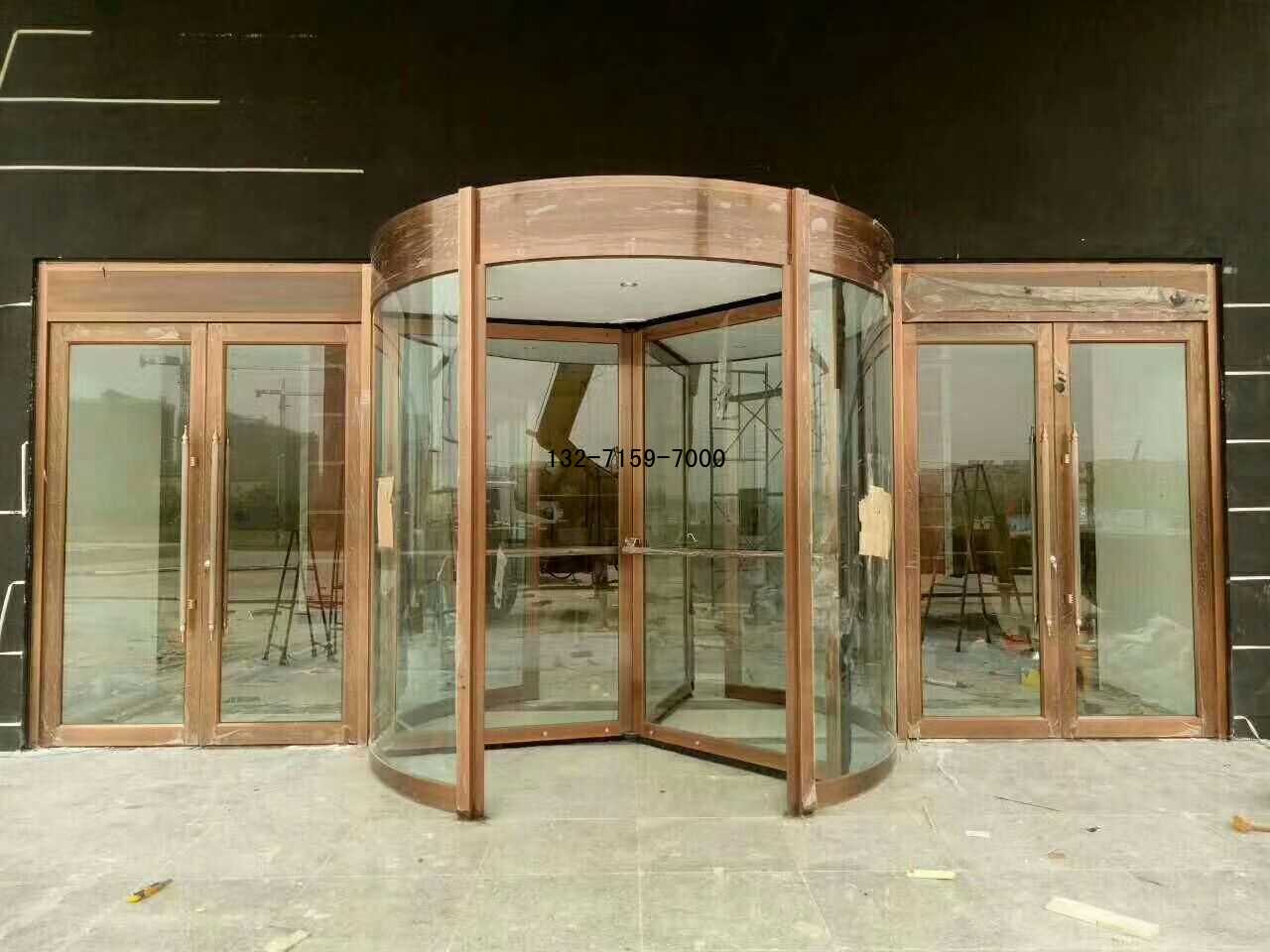 三翼旋轉(zhuǎn)門 三翼旋轉(zhuǎn)門