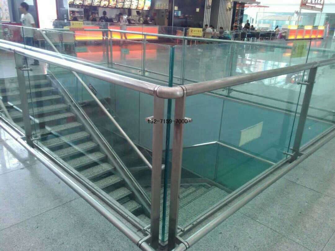 機場玻璃護欄 機場玻璃護欄