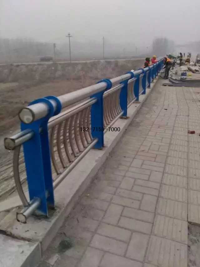 橋梁護欄安裝 橋梁護欄安裝