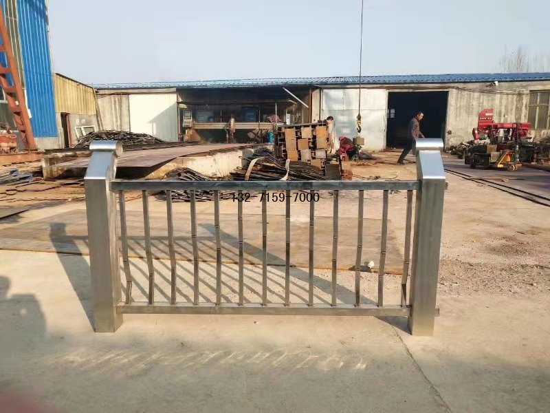 不銹鋼護欄加工廠 不銹鋼護欄加工廠