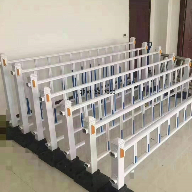 市政護欄現(xiàn)貨