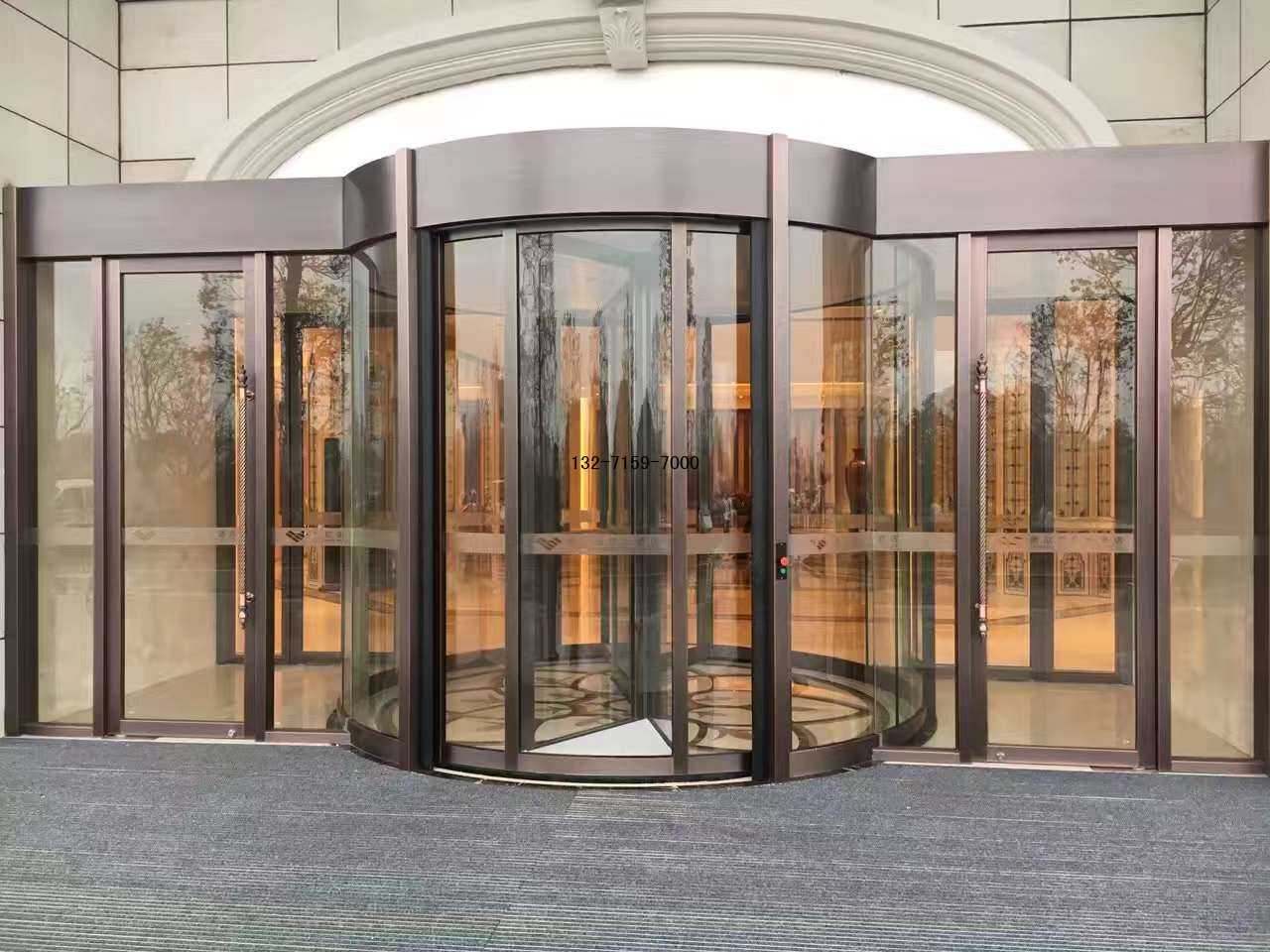 玫瑰金自動(dòng)旋轉(zhuǎn)門 玫瑰金自動(dòng)旋轉(zhuǎn)門