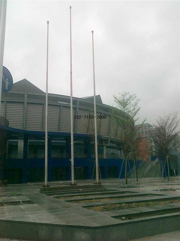 不銹鋼錐形旗桿安裝