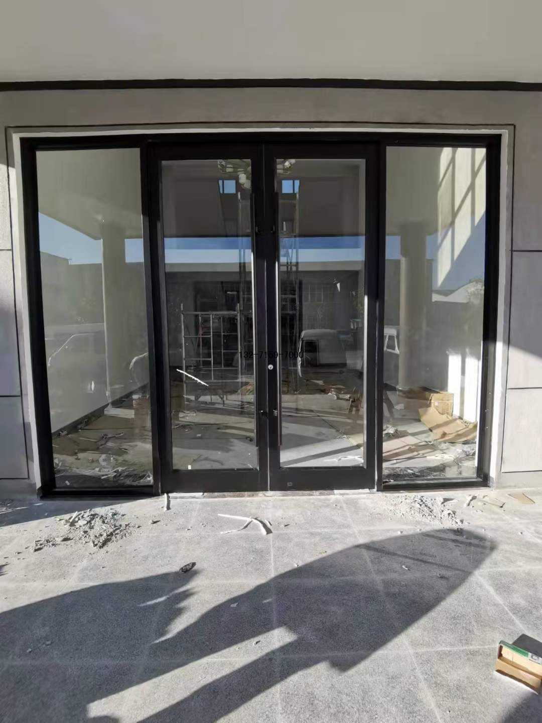 鋁型材地彈簧門(mén)