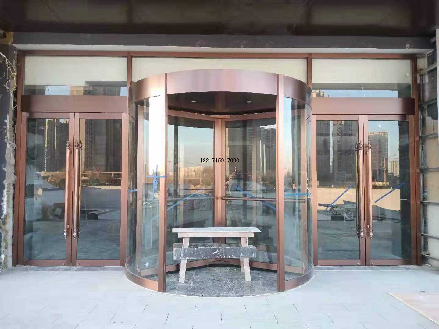 鄭州玫瑰金旋轉(zhuǎn)門