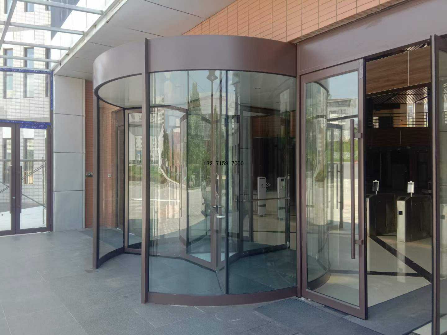 直流24V無刷電機驅(qū)動三翼旋轉(zhuǎn)門