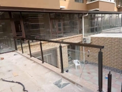 玻璃護欄安裝效果展示