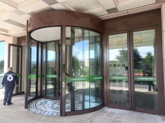 鄭州旋轉(zhuǎn)自動門