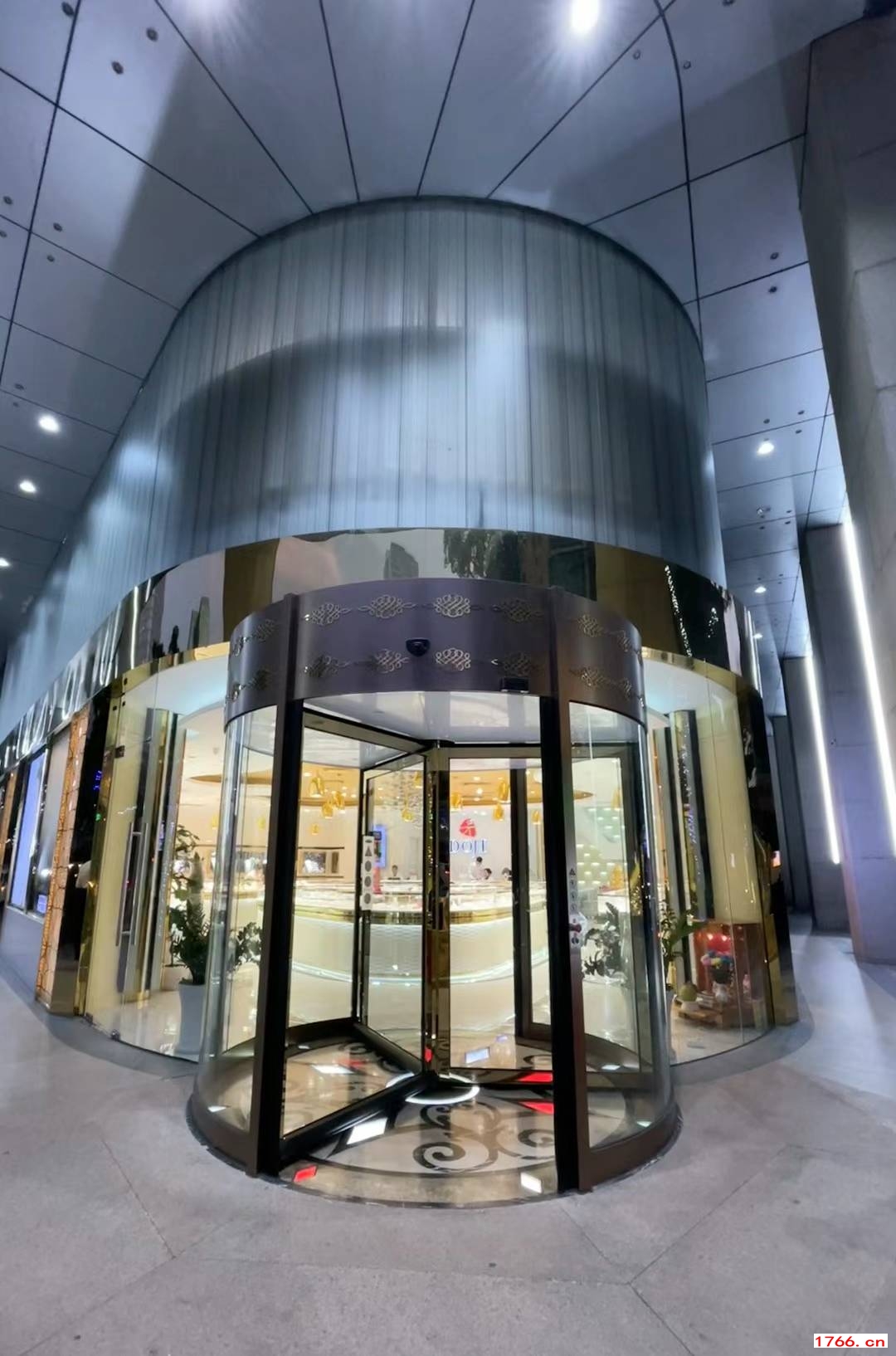酒店旋轉(zhuǎn)自動(dòng)門