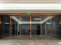 不銹鋼拉絲玫瑰金自動(dòng)感應(yīng)門