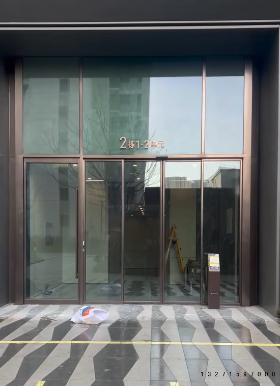 小區(qū)樓宇自動(dòng)門.png 小區(qū)樓宇自動(dòng)門.png