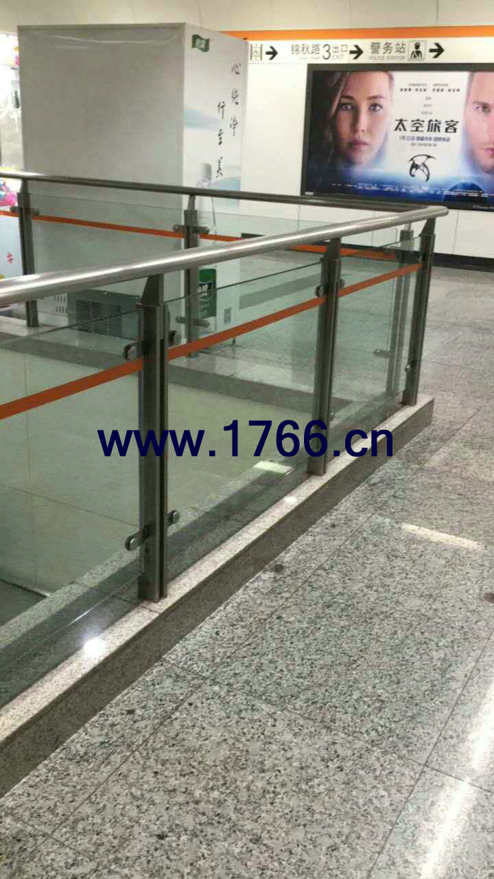地鐵不銹鋼欄桿02.jpg