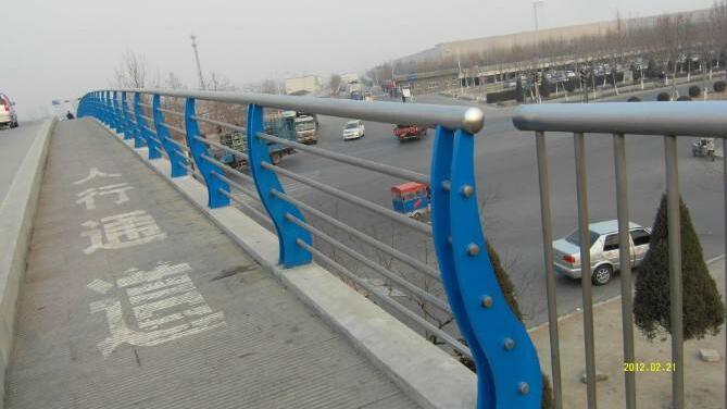 不銹鋼樓梯扶手報(bào)價(jià)