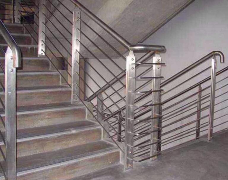 不銹鋼樓梯扶手護(hù)欄