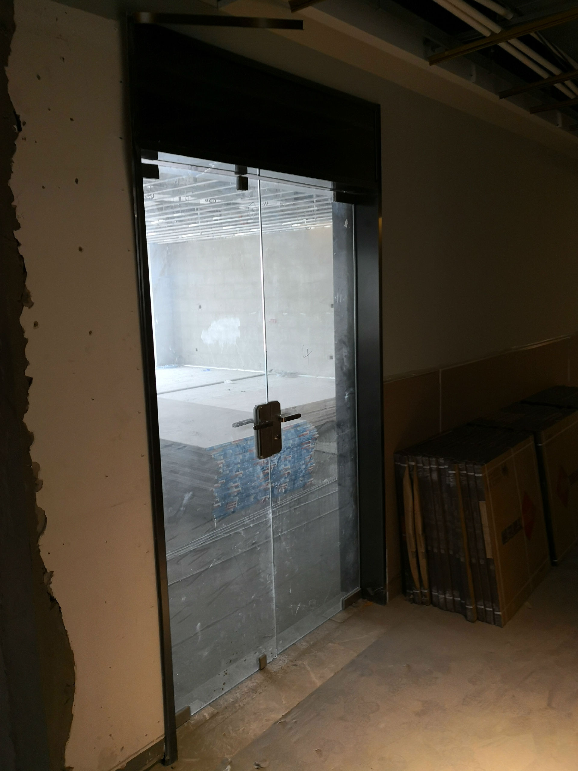 黑鈦金不銹鋼電梯門套